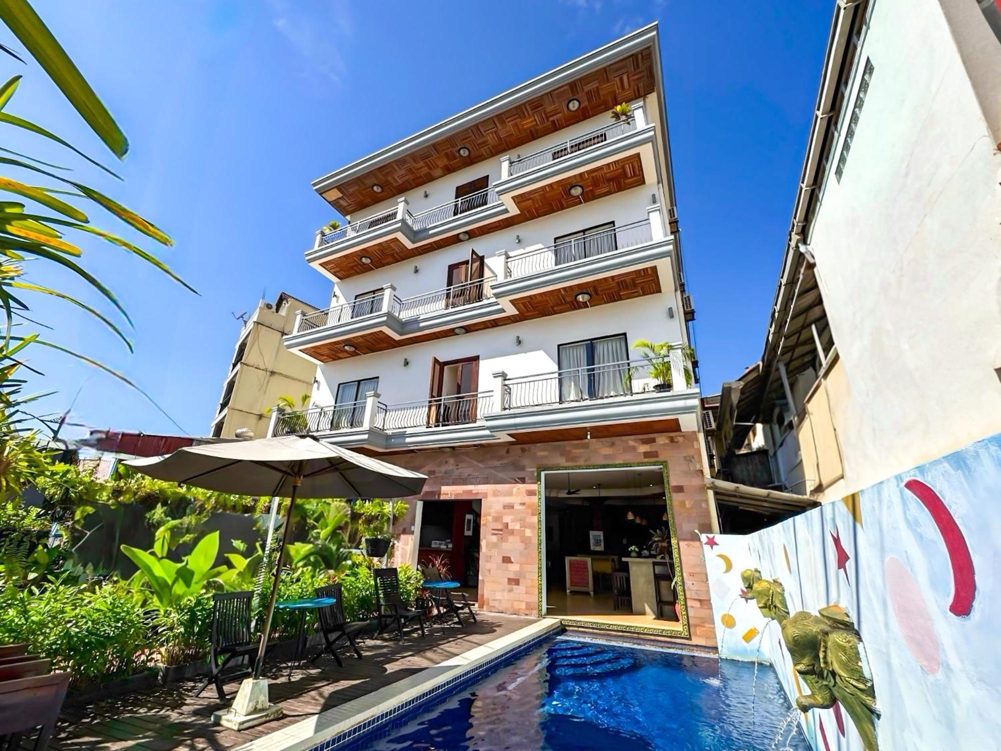 Vplus Hotel Siem Reap Exterior photo
